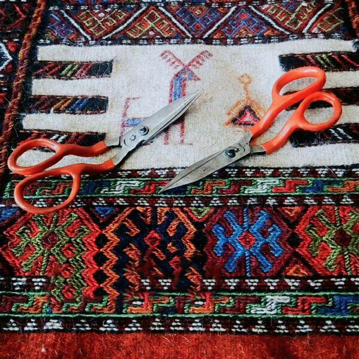 مزایا و معایب روش قیچی کاری فرش - قالیشویی پاکسان