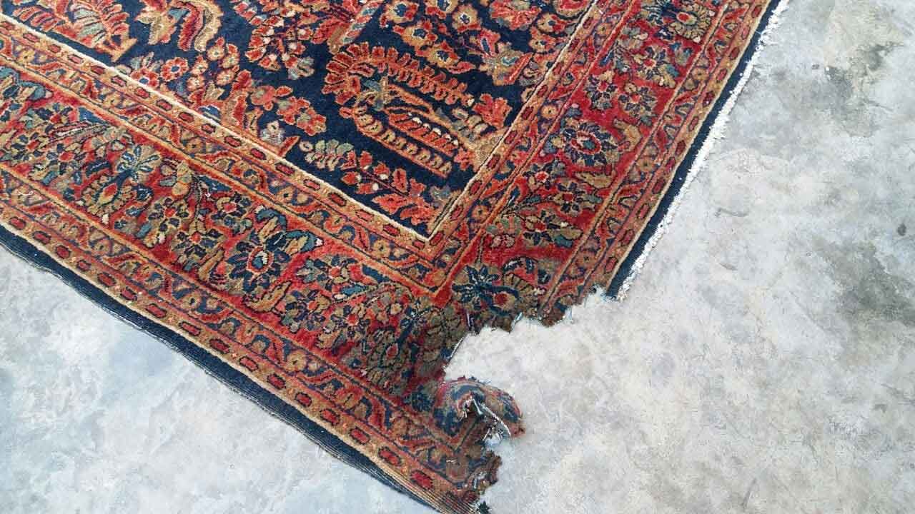 همه چیز در مورد ترمیم سوختگی فرش دستبافت - قالیشویی پاکسان
