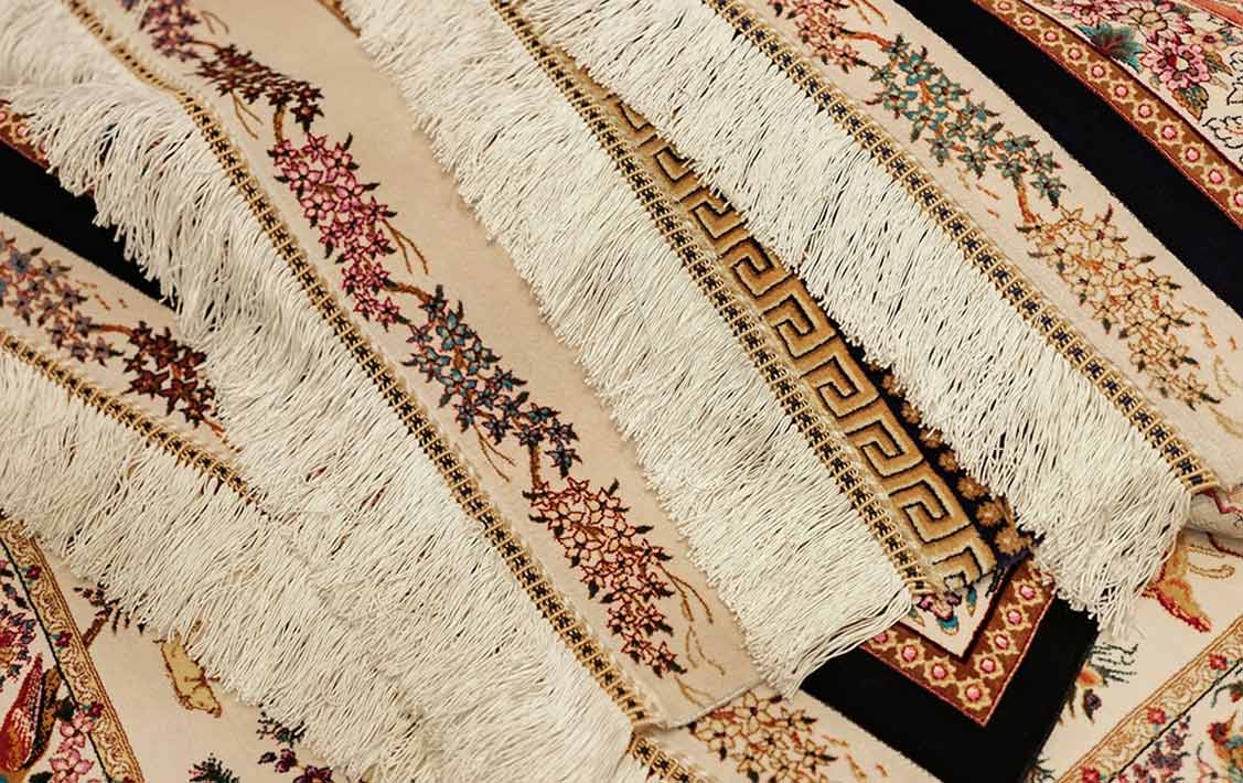 نحوه مراقبت کردن از ریشه های فرش - قالیشویی پاکسان