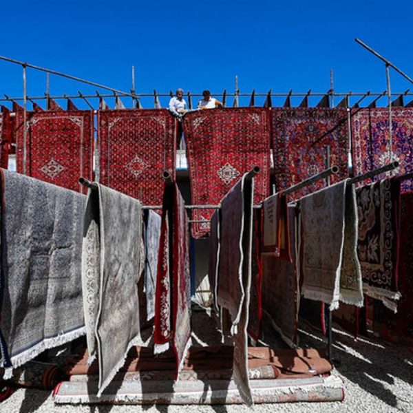 چرا باید مراقب قالیشویی های غیر مجاز باشید؟ - قالیشویی پاکسان