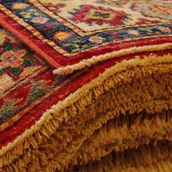 صفر تا صد اطلاعات مورد نیاز درباره دلایل زرد شدن ریشه فرش - قالیشویی پاکسان